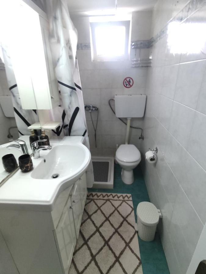 Aktis Apartment Artemida  Bagian luar foto
